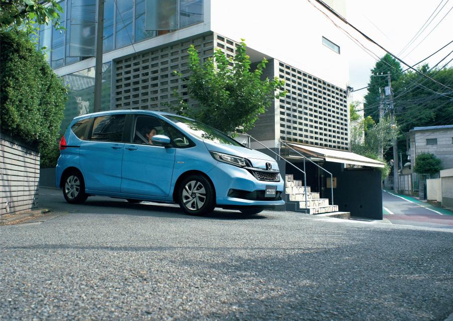  Honda Freed Hybrid 2019 года  (фото 8 из 8)